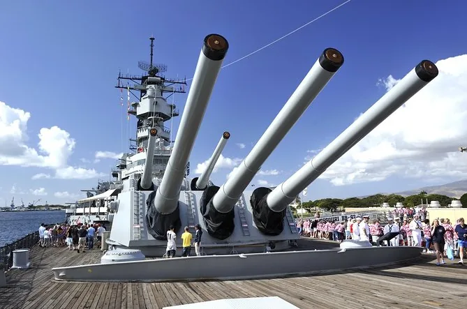 Private Pearl Harbor-Tour: USS Arizona & Missouri